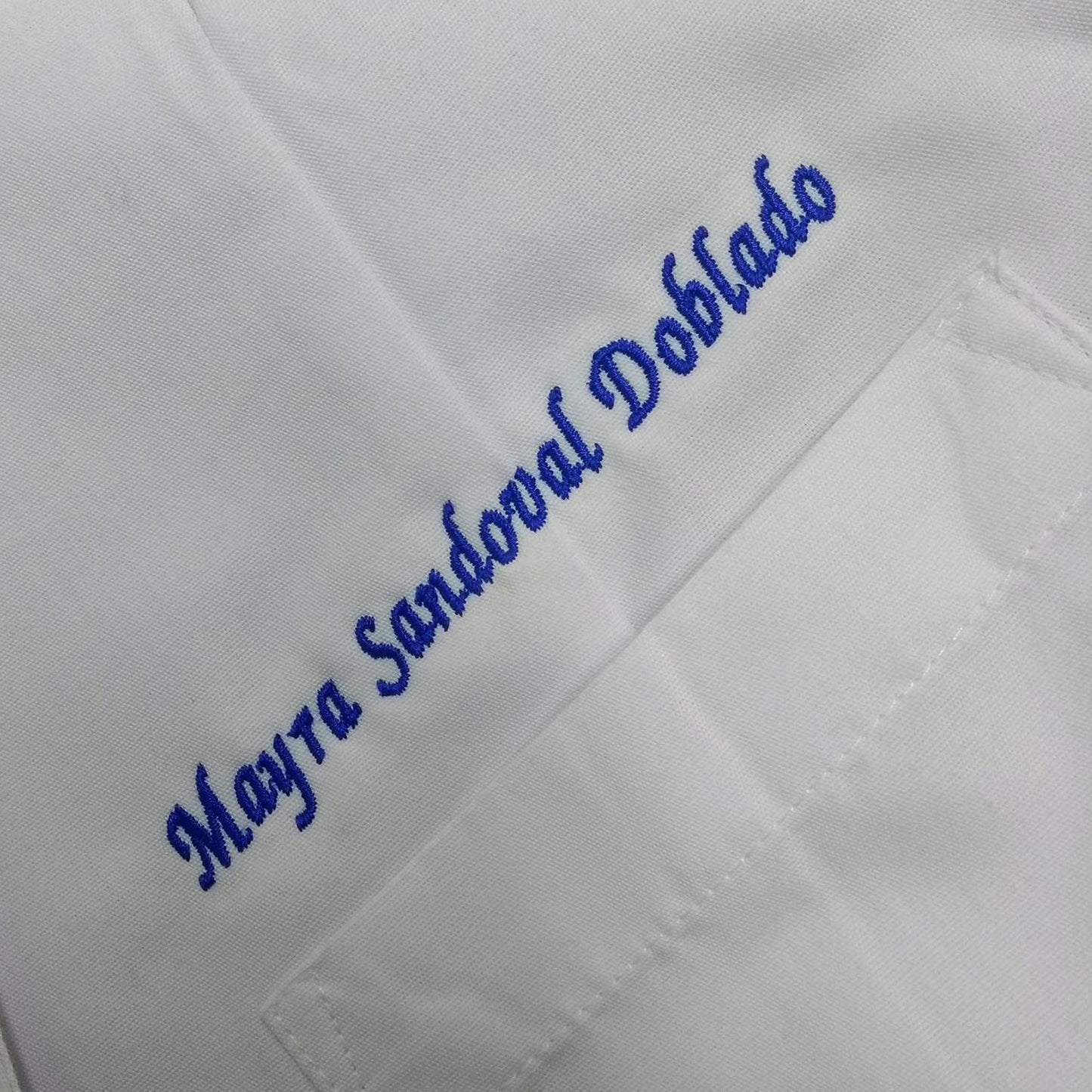 Bordado de nombre personalizado en tamaño de bolsillo