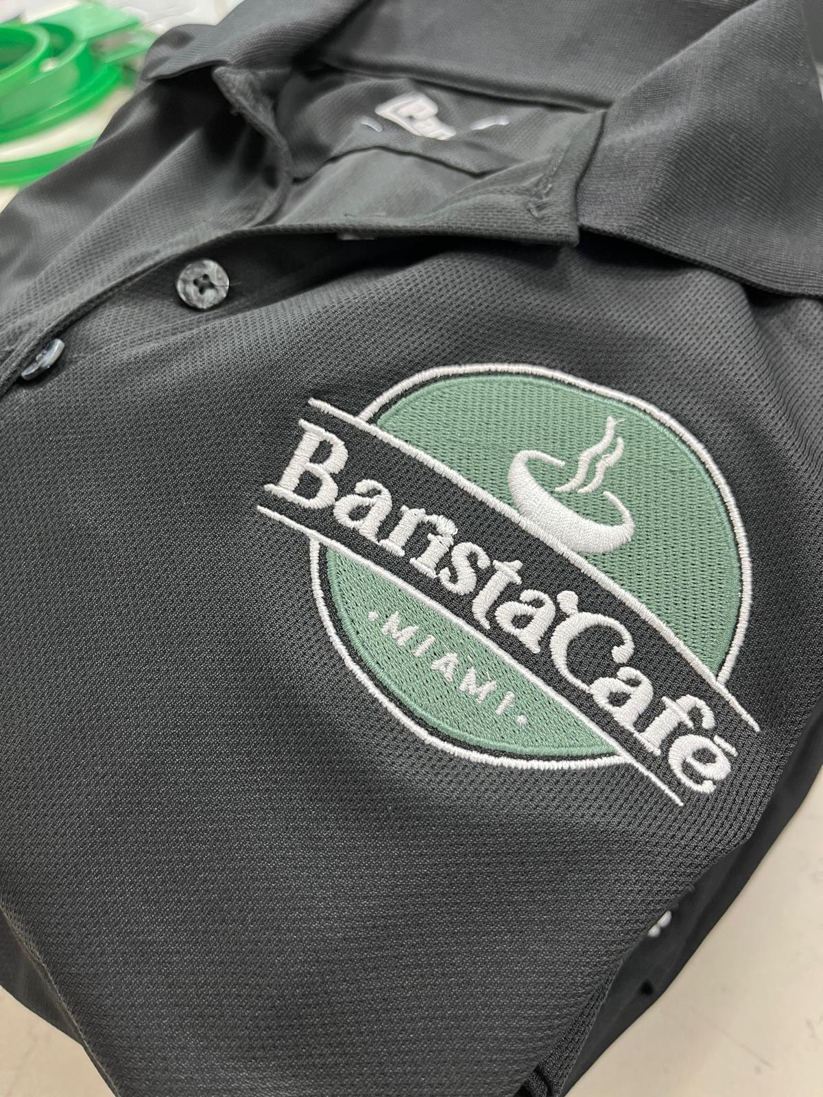 Bordado de logotipos en tamaño de bolsillo