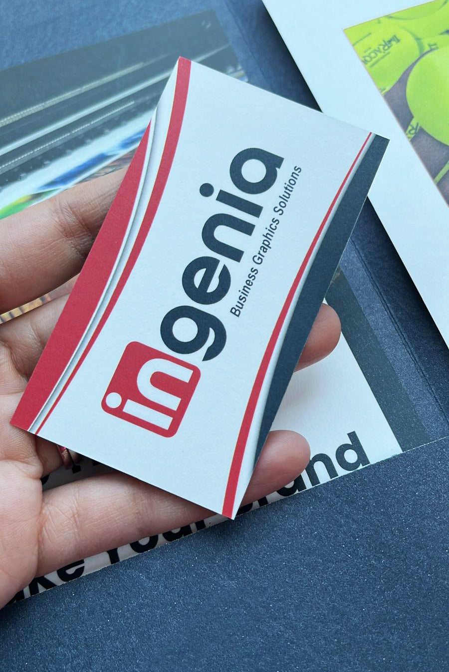 Tarjetas de presentación premium laminadas con seda